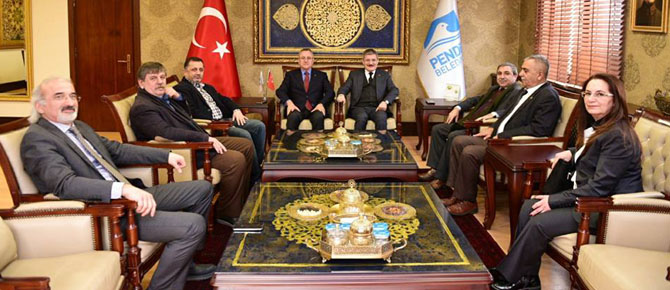 CHP'nin yeni yönetimi belediye başkanını ziyaret etti