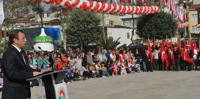 Tuzla'da Cumhuriyet Bayramı coşkusu