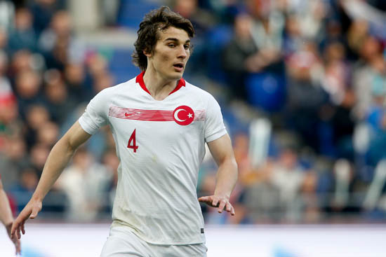 Çağlar Söyüncü'ye İspanya'dan dev teklif