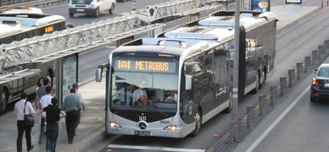 İstanbul'da metrobüs güzergahı değişiyor