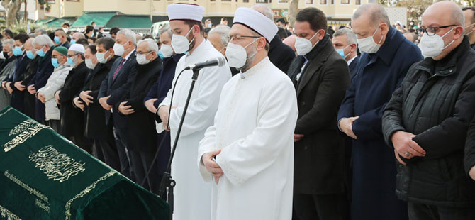 Cumhurbaşkanı Erdoğan, tarihçi ve yazar Yavuz Bahadıroğlu’nun cenaze törenine katıldı