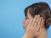 Tatilde Kulak Sağlığınızı Riske Atmayın