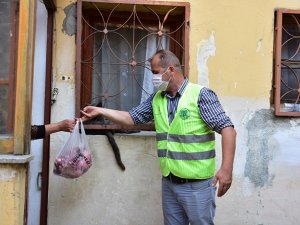 Tuzla'da İhtiyaç Sahiplerine Kurban Eti