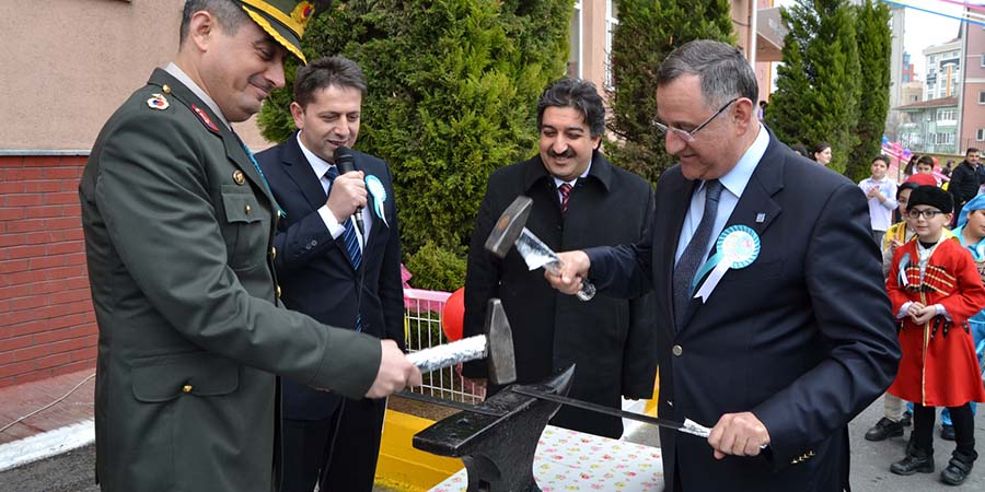 Pendik'te geleneksel Nevruz Coşkusu