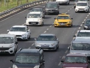 Vakaların ve Yakıt Fiyatları Artması Trafike Yaradı