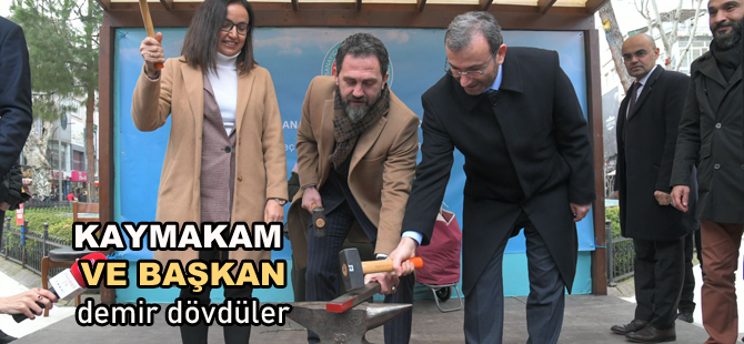 Pendik'te Nevruz Ateşi yandı.. Kaymakam ve başkan ateşten atladı