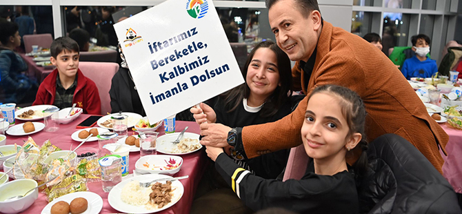 Tuzlalı Çocuklar İftarda Buluştu