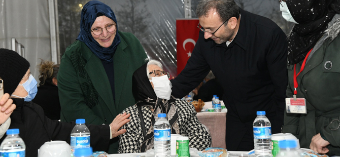 Başkan Cin Gazilerle iftar açtı