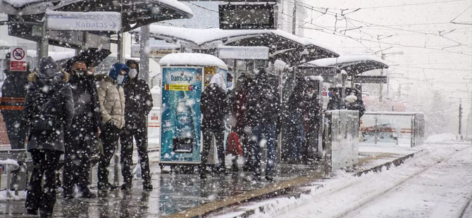 Kar geliyor! Hem de lapa lapa yağacak