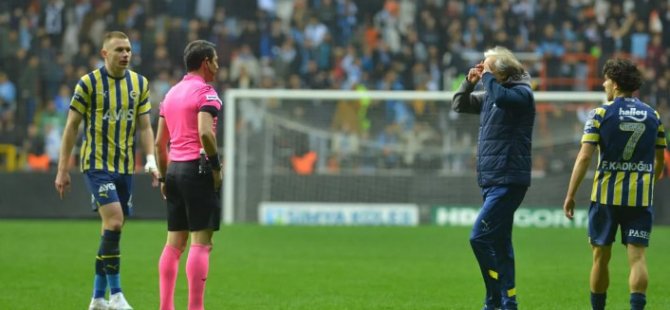 Fenerbahçe Teknik Direktörü maç sonu çıldırdı!