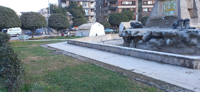 Antakya'yı Pendik Belediyesi temizliyor