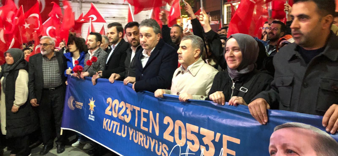 Pendik AK Parti'den Gençlik Yürüyüşü