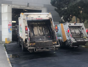 İBB'de Çöp kamyonu şoförleri işi yavaşlattı