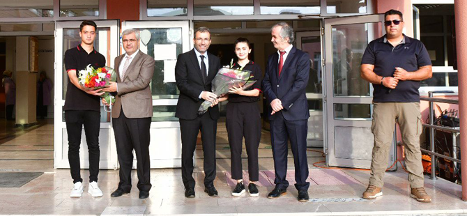 Başkan Cin Kurtköy Anadolu Lisesi'nde öğrencilerle buluştu