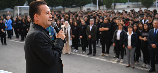 Dr. Şadi Yazıcı, Mehmet Tekinalp Anadolu Lisesi'ni ziyaret etti