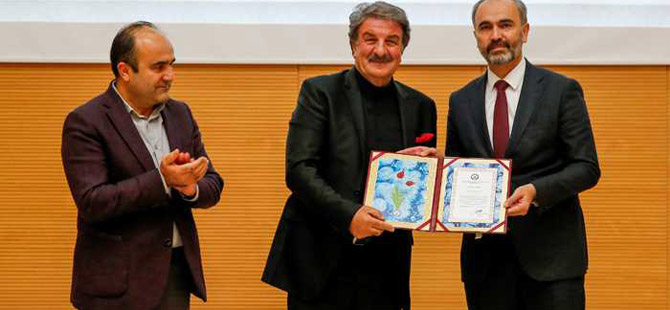 Hüsamettin Elçi'ye Dede Korkut Kültür Ödülü!