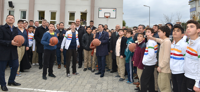 Okullara şimdiye kadar böyle yatırım yapılmamıştı