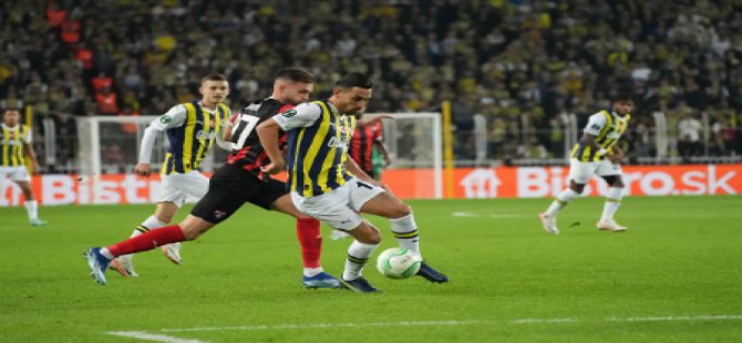 Fenerbahçe'den gol şov! Lider olarak çıktı