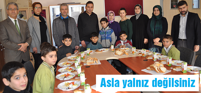 Hiç biriniz bu ülkede yabancı değilsiniz