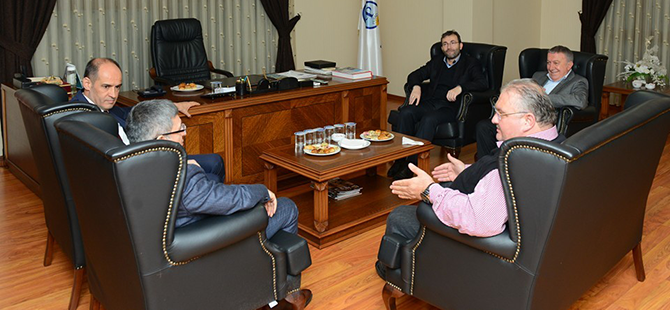 Kaymakam ve Belediye Başkanından Ahmet Cin'e ziyaret