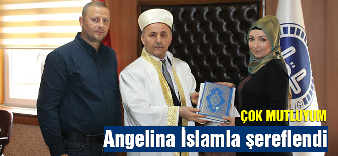 Ukraynalı Angelina müslüman oldu