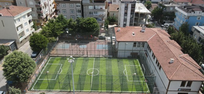 Basketbol ve Halı Sahalar Yenileniyor