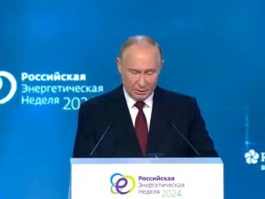 Putin: Batı rekabete dayanamıyor ve yakıt, enerji teknolojilerine erişimi engelliyor