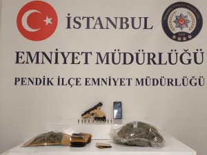 Pendik polisinden uyuşturucu operasyonu