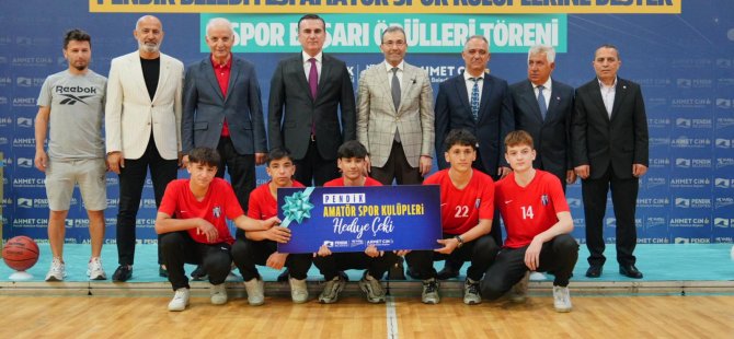 Pendik Belediyesinden Amatör Spor Kulüplerine malzeme desteği