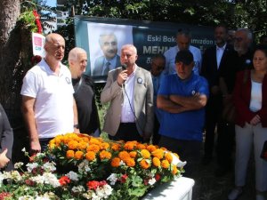 Eski Bakan Mehmet Moğultay Kabri Başında Anıldı
