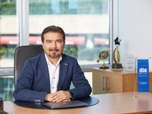 Yazılımcı Göçü Yavaşlıyor: Genç Yetkinler Türkiye'ye Dönüyor