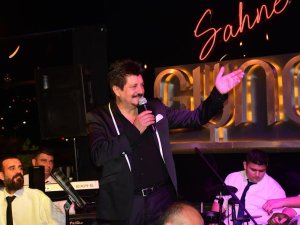 TÜRK KÜLTÜRÜNE ÖFKE EKİN AKKAŞ'I ÇILDIRTTI