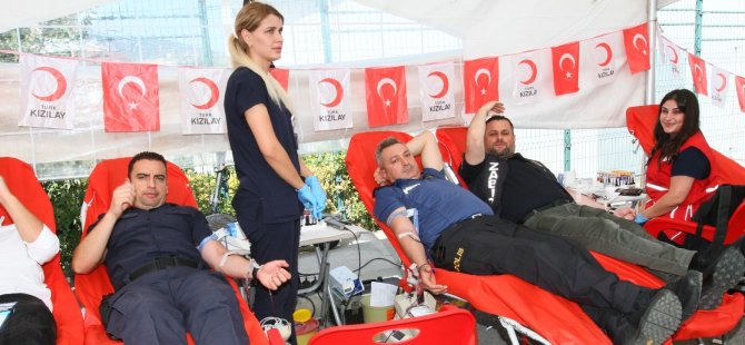 Emniyet Müdürü, Jandarma Komutanı ve Zabıta Müdürü birlikte kan verdi