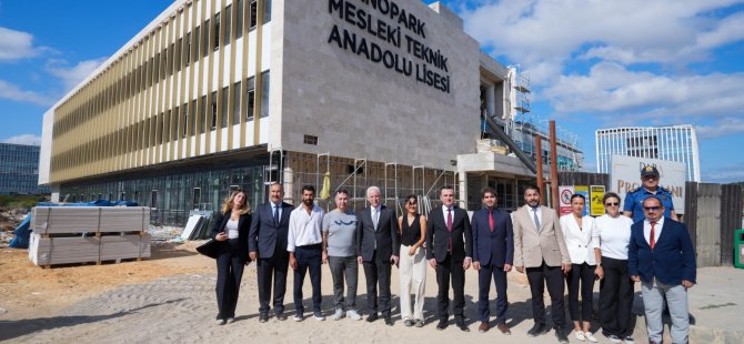 Vali Davut Gül Pendik'te okul inşaatı denetledi!