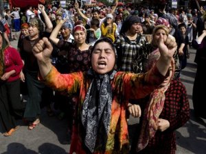 Uygur Türkleri için 1 Milyonun Üzerinde İmza