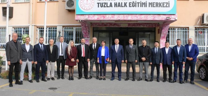 Tuzla'da protokol muhtarlarla buluştu