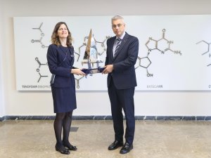 Sağlık Bakanı Memişoğlu,  milli ilaç üretimiyle ilgili bilgi aldı