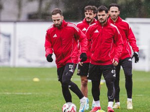 Pendikspor Sarıyer karşısında