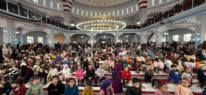 Tekne Orucu” etkinliğine yüzlerce çocuk katıldı