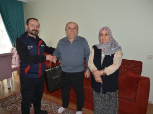 Pendik Belediyesinden Şehit Aileleri ve Gazilere Bayram Ziyareti