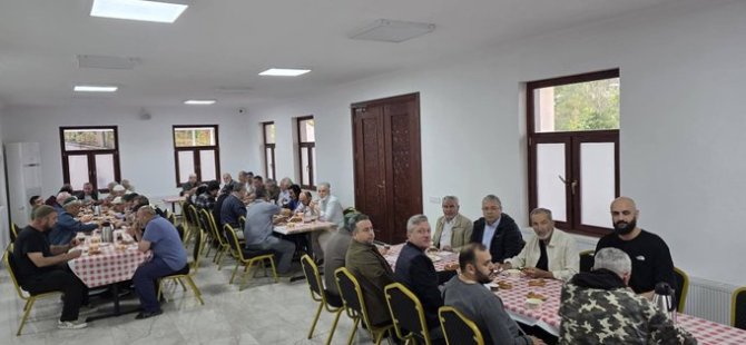Pendik'te Zikir'li Camii
