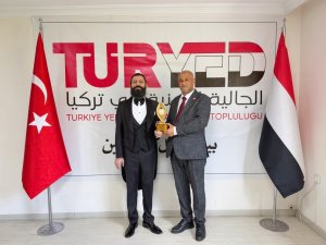 Akif Manaf’a “Yemen-Türkiye Dostluk ve Barış Ödülü”