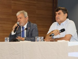 Sultanbeyli’de 2026-2027 Eğitim Öğretim Yılı Öncesi Okul Müdürleri Toplantısı