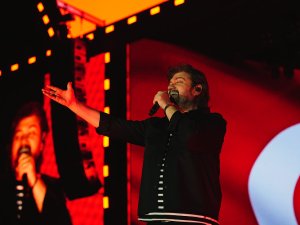 AHMET ŞAFAK’TAN KAYSERİ’DE 110 BİN KİŞİLİK REKOR KONSER