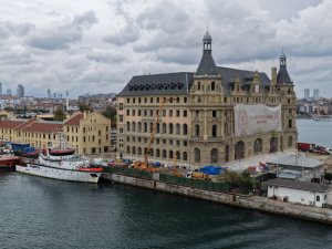 HAYDARPAŞA’NIN TEMELLERİNDE KRİTİK TESPİT: AHŞAP KAZIKLARIN YÜZDE 80’İ YOK OLMUŞ