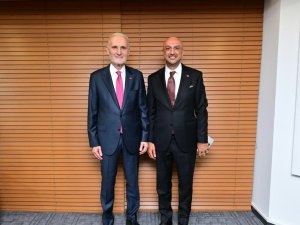 ACME HOLDİNG’DEN ŞEKİB AVDAGİÇ’E TAM DESTEK