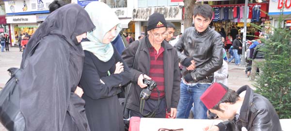 Gazze İçin Kermes Düzenlediler