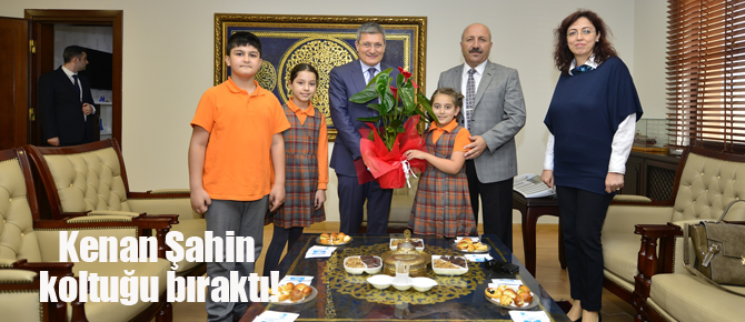 Şahin koltuğu devretti