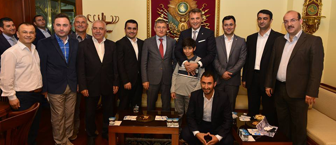 Beşiktaş Başkanı'ndan Şahin'e ziyaret