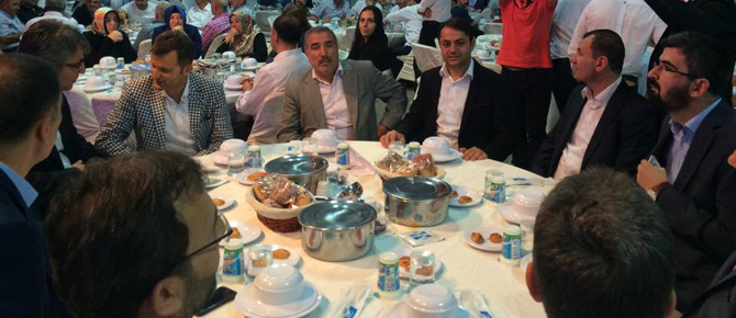 Pendik AK Parti'den vefa iftarı